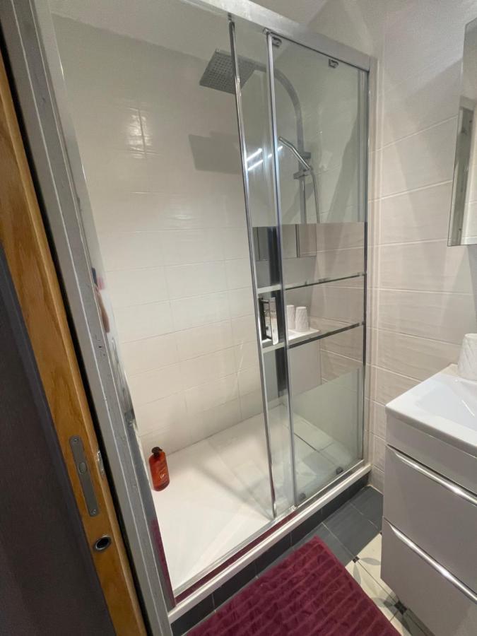 La Montagnette L Oursson Chambre Maison En Travaux De 10H A 17H 무티에 외부 사진
