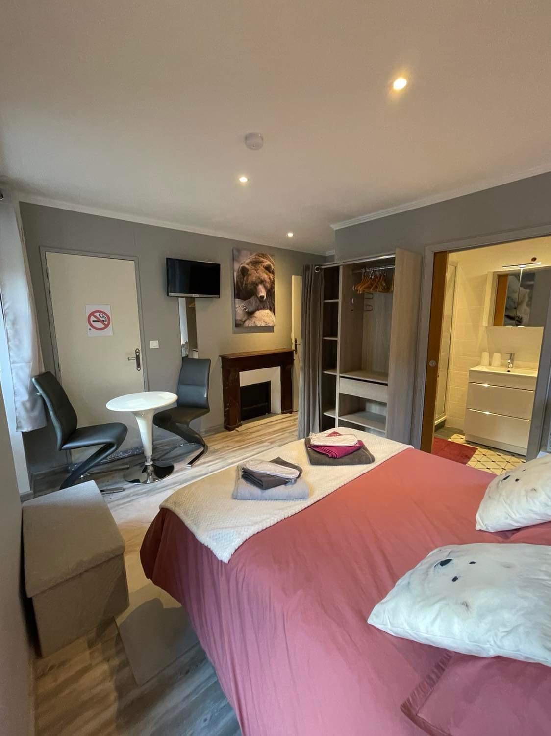 La Montagnette L Oursson Chambre Maison En Travaux De 10H A 17H 무티에 외부 사진